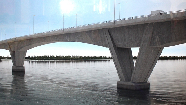Inicia construcción de mayor puente en el mar